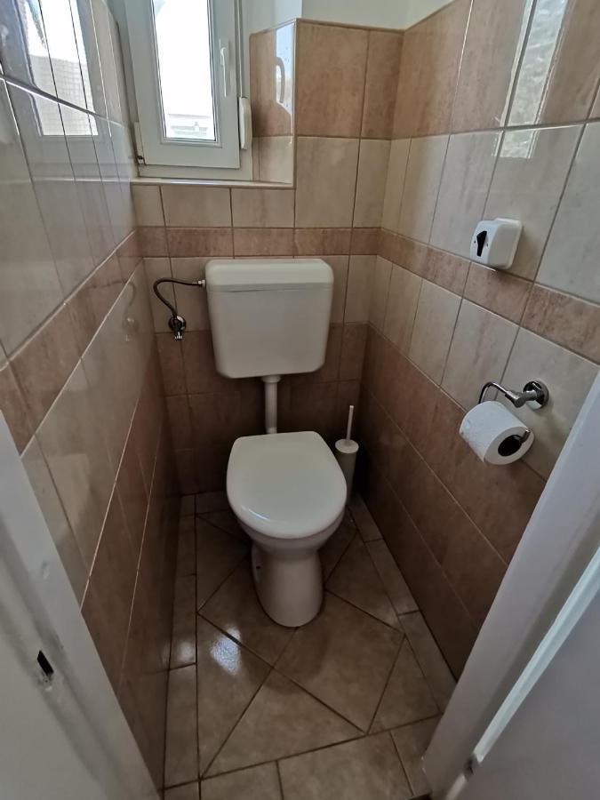 Lea Apartman Harkány Екстериор снимка